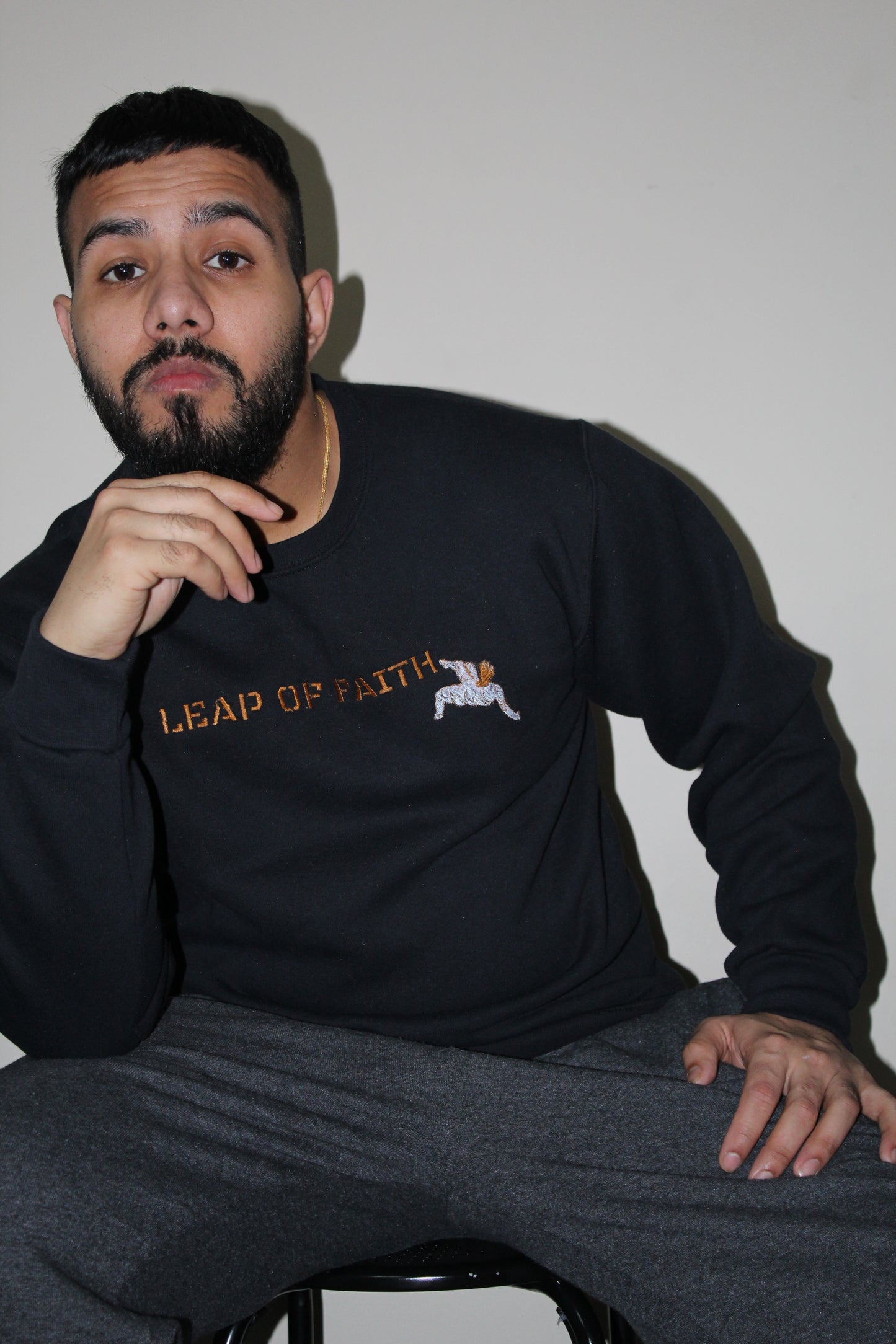 leap of faith Crew neck